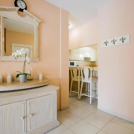 22 Golf Beautiful And Comfy Los Cristianos (Tenerife)